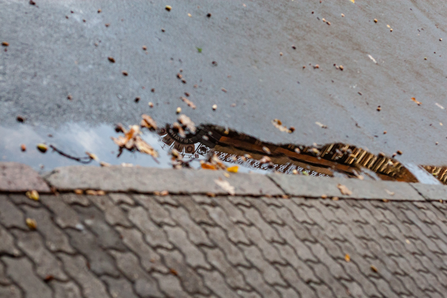 113787655_l (1) abstract textures with multi purpose lines and rhytm on househol